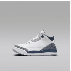 Jordan 3 Retro
White/Cement Grey/ Black/Midnight Navy
Size 3Y
Style DM0966-140